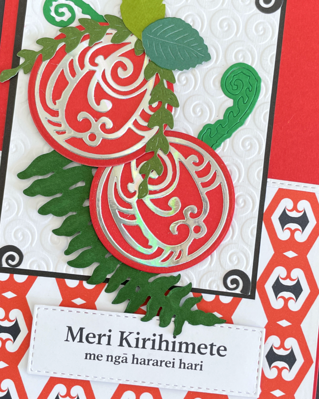 Meri Kirihimete and Happy Holidays